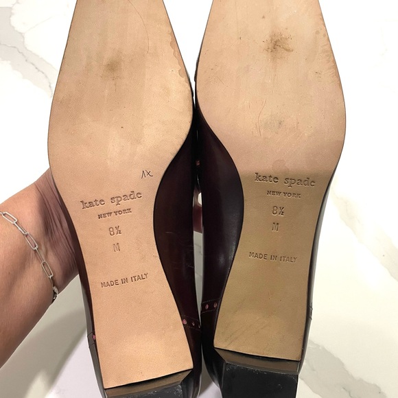 Kate Spade Tulsa Chocolate Calf Pump Kitten Heel shoes Y2K
Made In Italy SZ 8.5 - Picture 6 of 8
